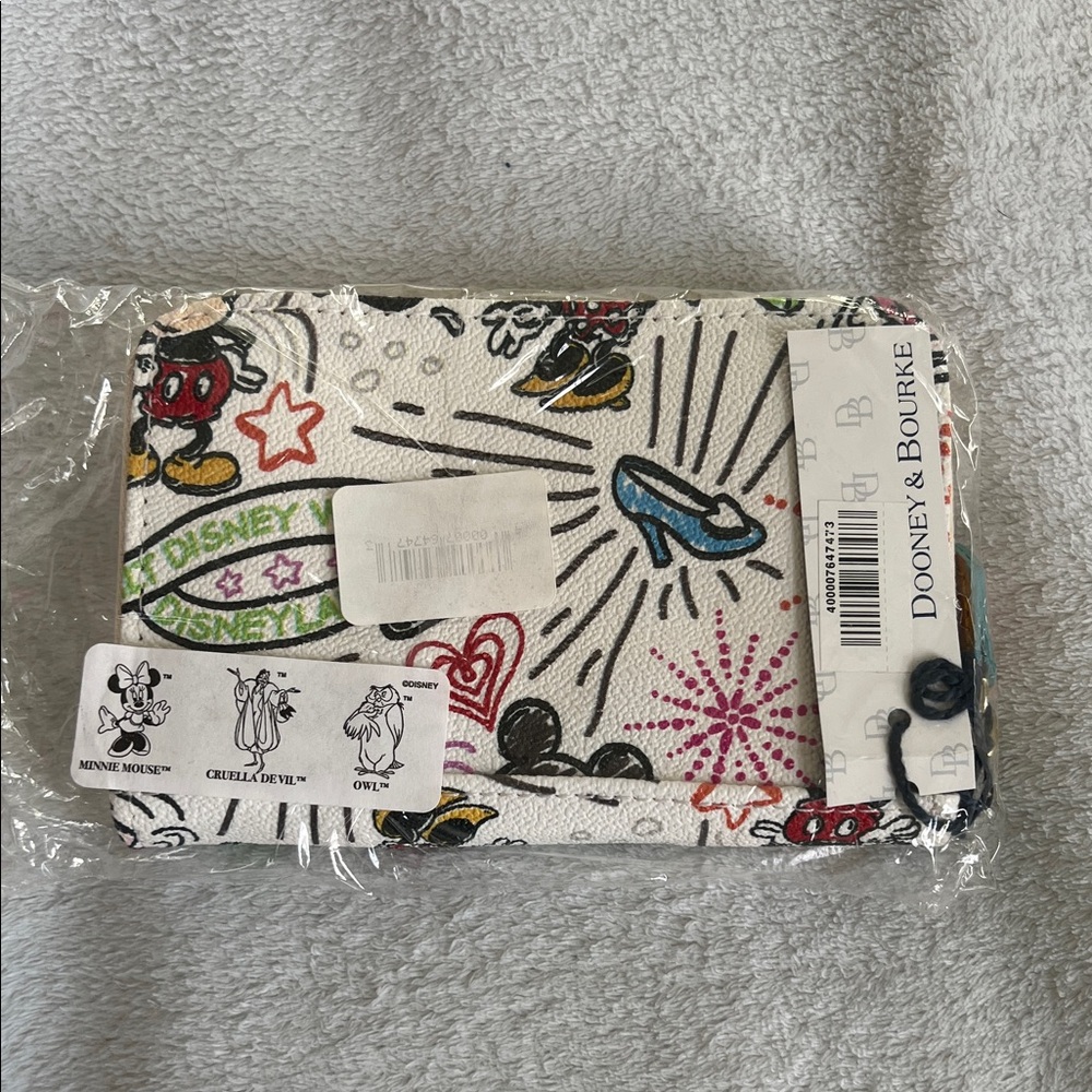 Disney Dooney & Bourke Sketch Character Print Wallet - Picture 3 of 5